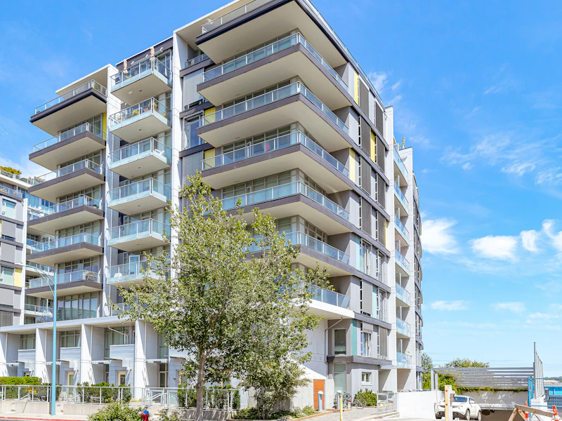 205 - 373 Tyee Road, Victoria BC V9A 0B3