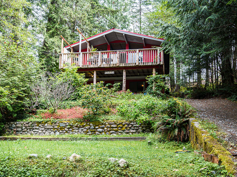 6846 Seaview Road, Sechelt BC