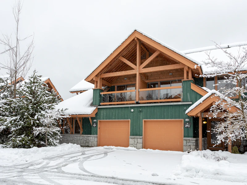 4861 Casabella Crescent, Whistler BC V0N 1B4