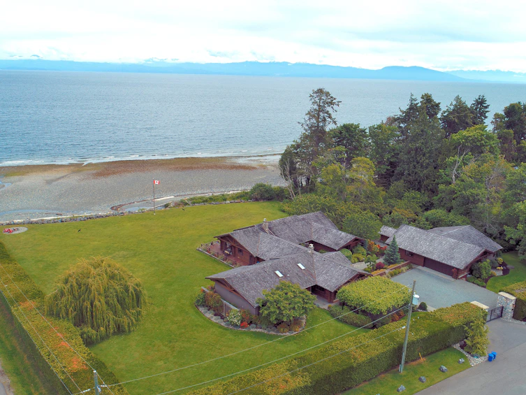 6998 Strait Road, Nanaimo, BC, V0R 2H0