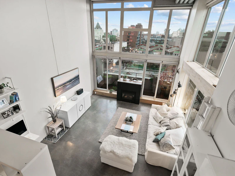 810 - 289 Alexander Street, Vancouver BC V6A 4H6