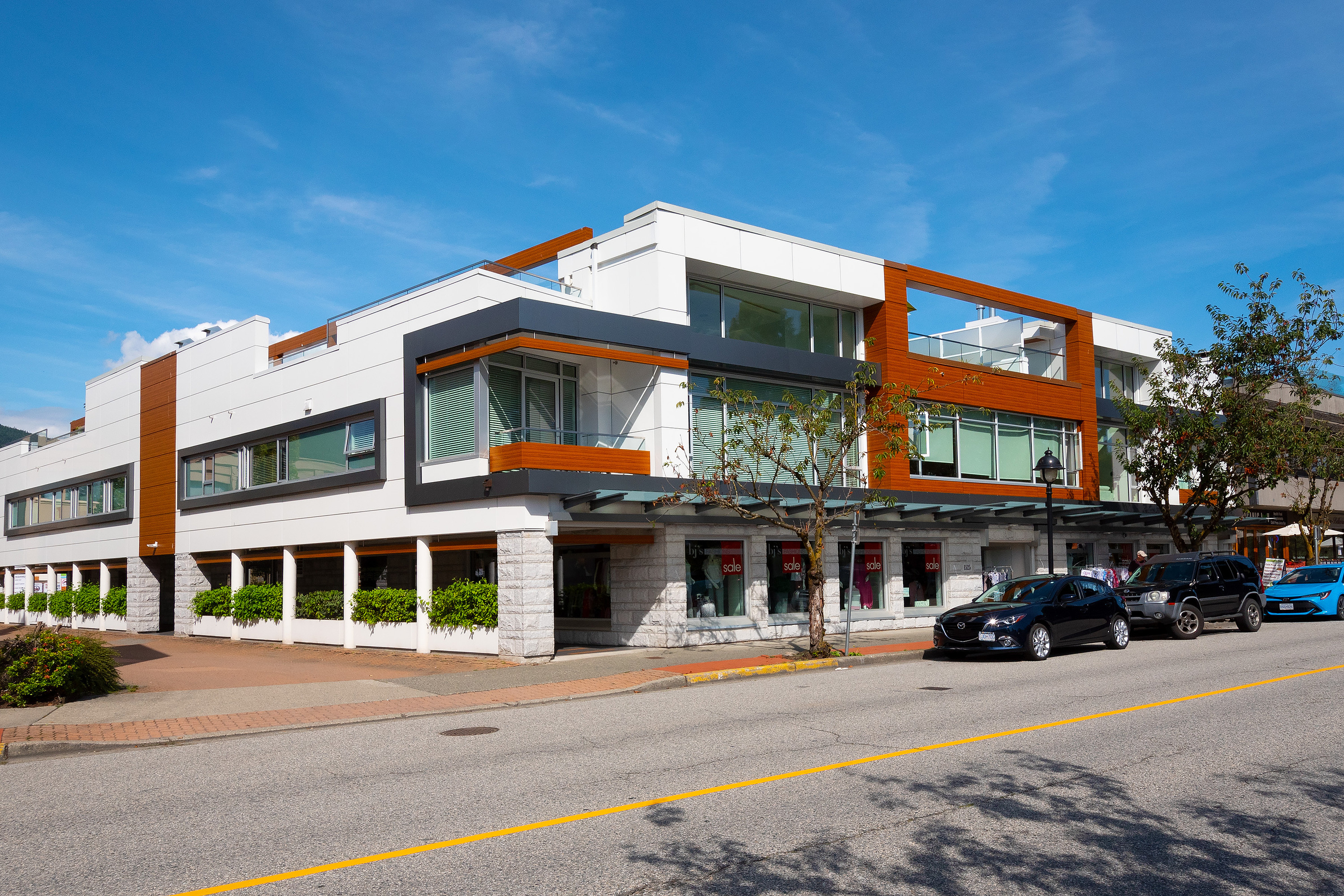 104-1525 Bellevue Avenue, West Vancouver, BC, V7V 1A6