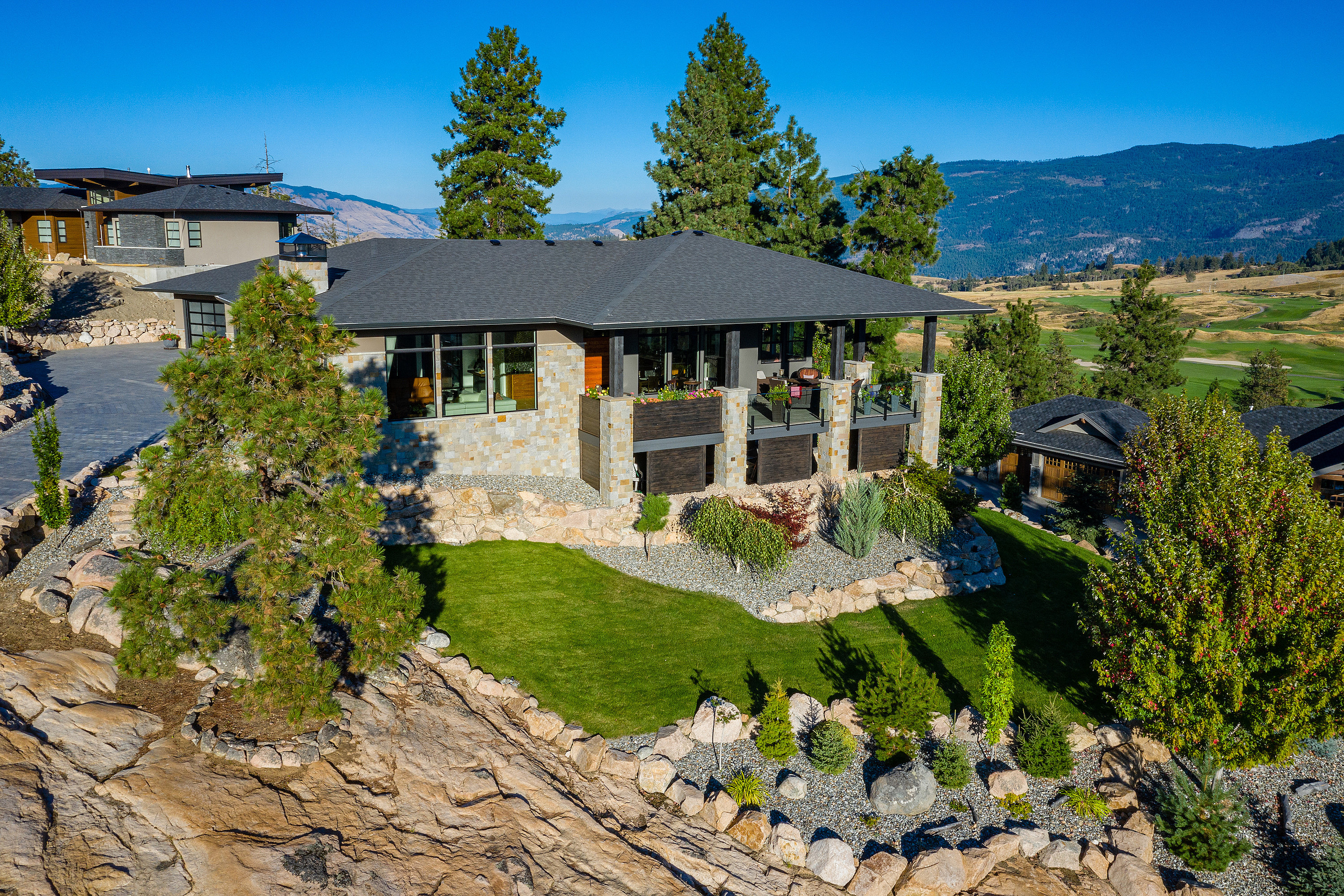 509 Vardon Lane Vernon Bc House For Sale Rew