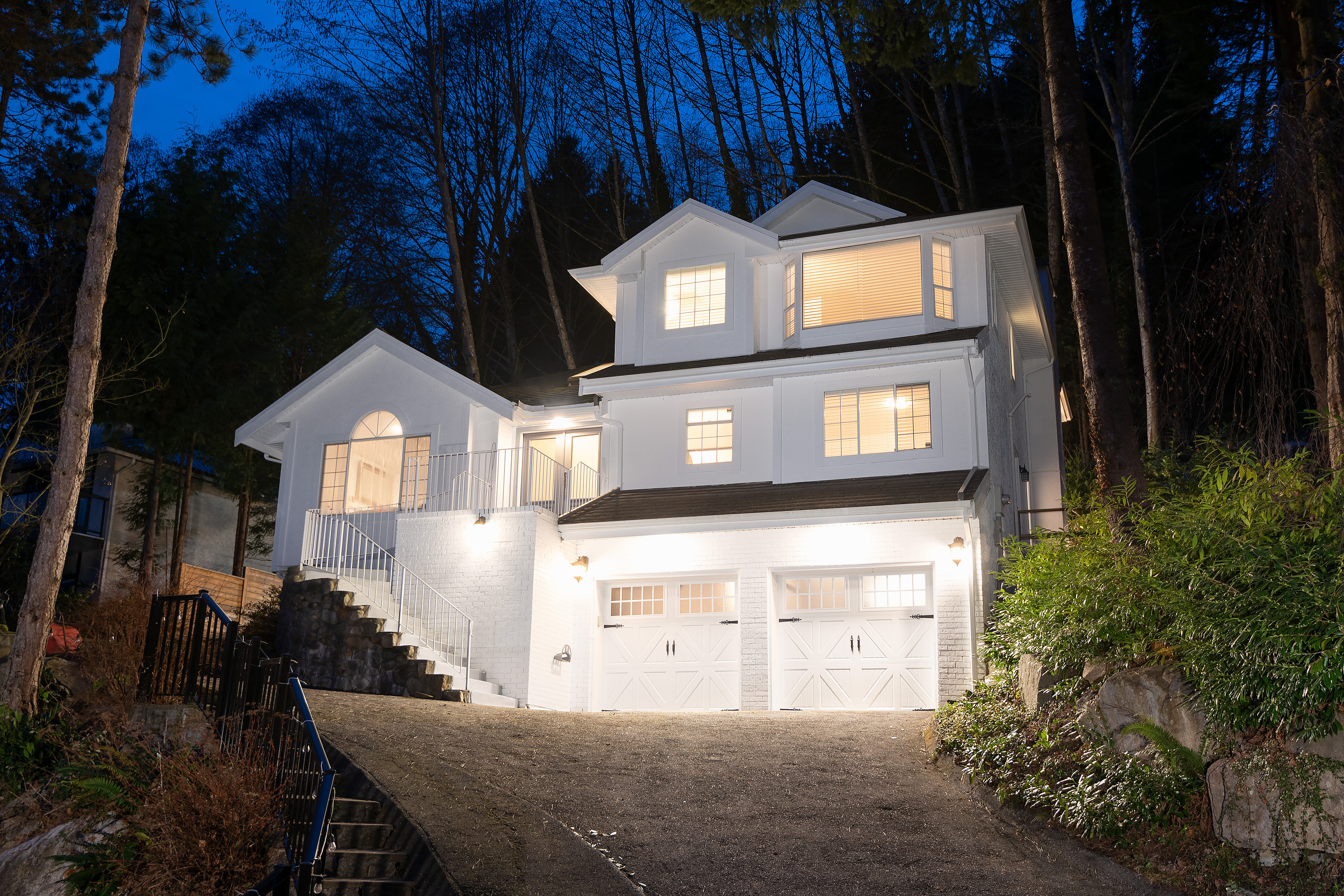 215 Rabbit Lane, West Vancouver, BC, V7S 3B9