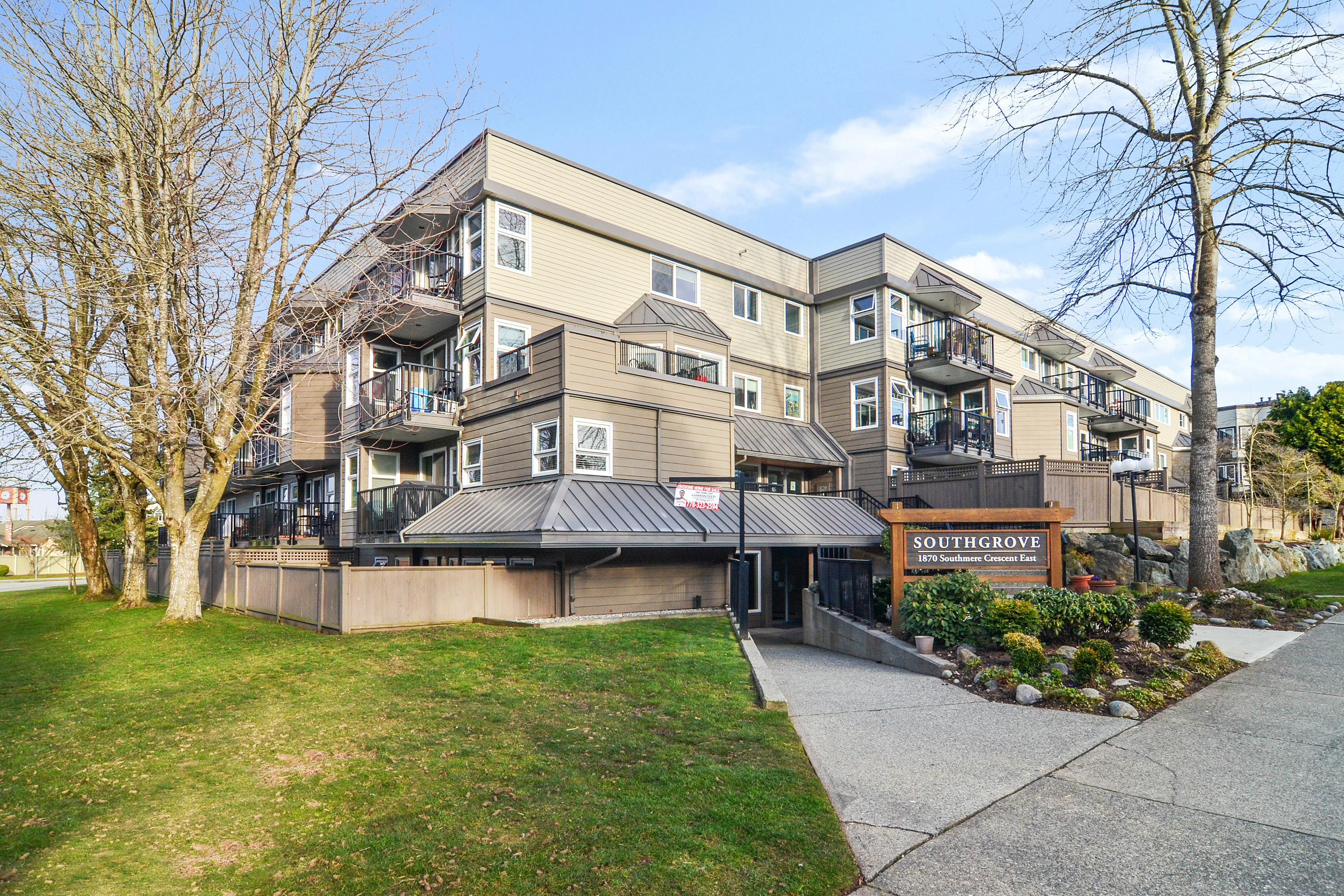 310-1870 Southmere Crescent, Surrey, BC, V4A 7A3