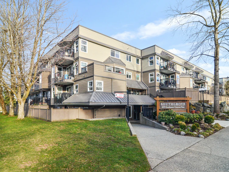 310-1870 Southmere Crescent, Surrey, BC, V4A 7A3