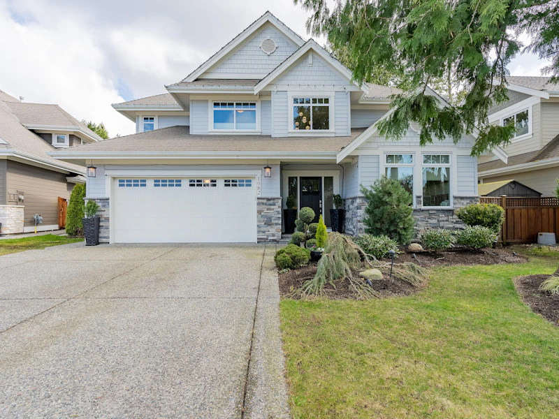 1082 165th Street, Surrey BC V4A 9A2