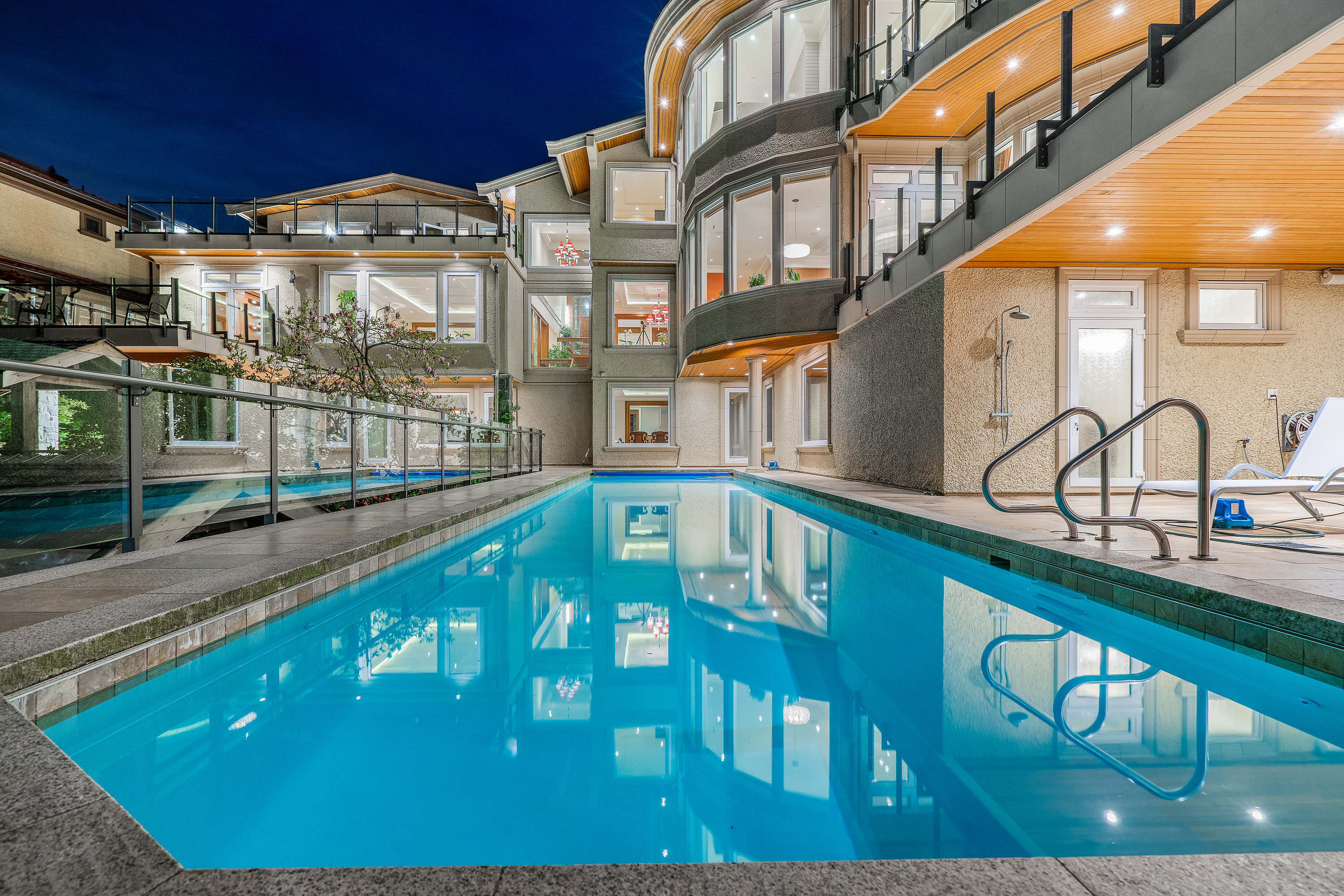 6935 Isleview Road, West Vancouver, BC, V7W 2L1