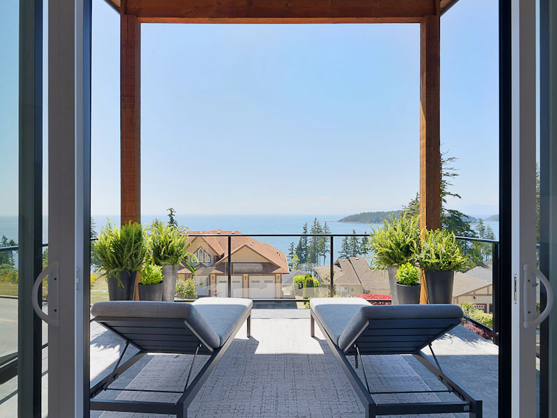 5984 Cowrie Street, Sechelt BC
