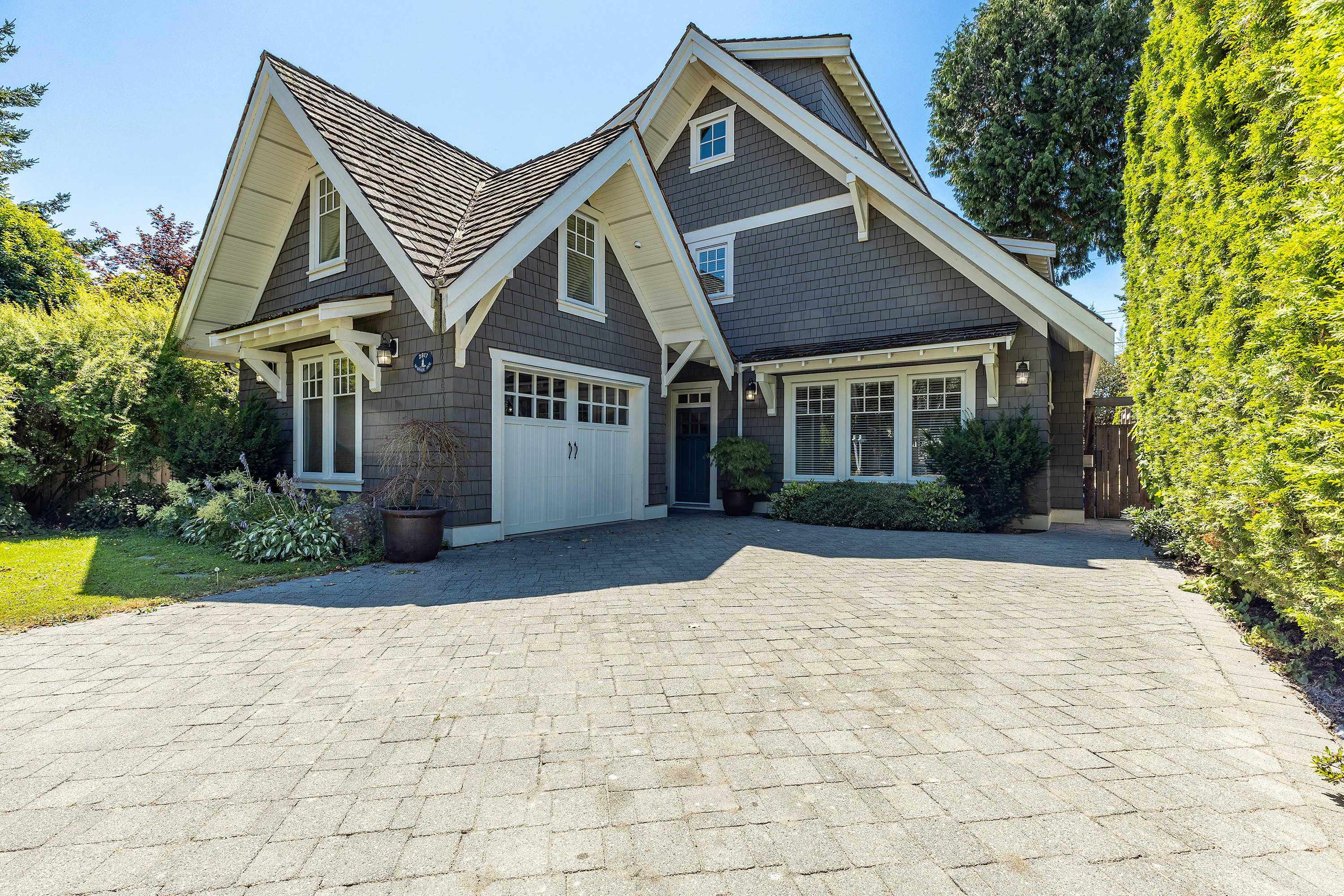 2817 Mcbride Avenue, Surrey, BC, V4A 3G3