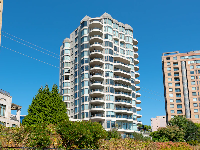 201 - 2280 Bellevue Avenue, West Vancouver BC V7V 1C6