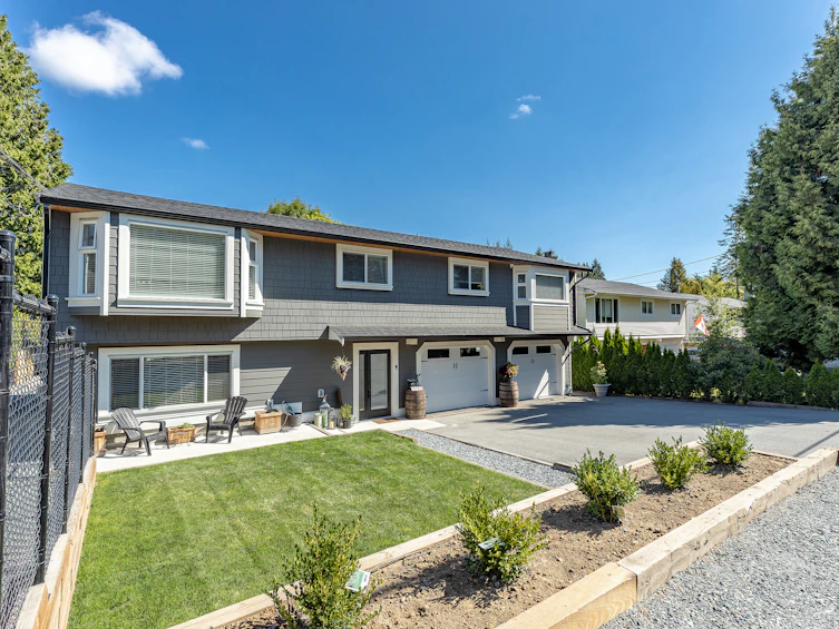 19857 48 Avenue, Langley, BC, V3A 3L2