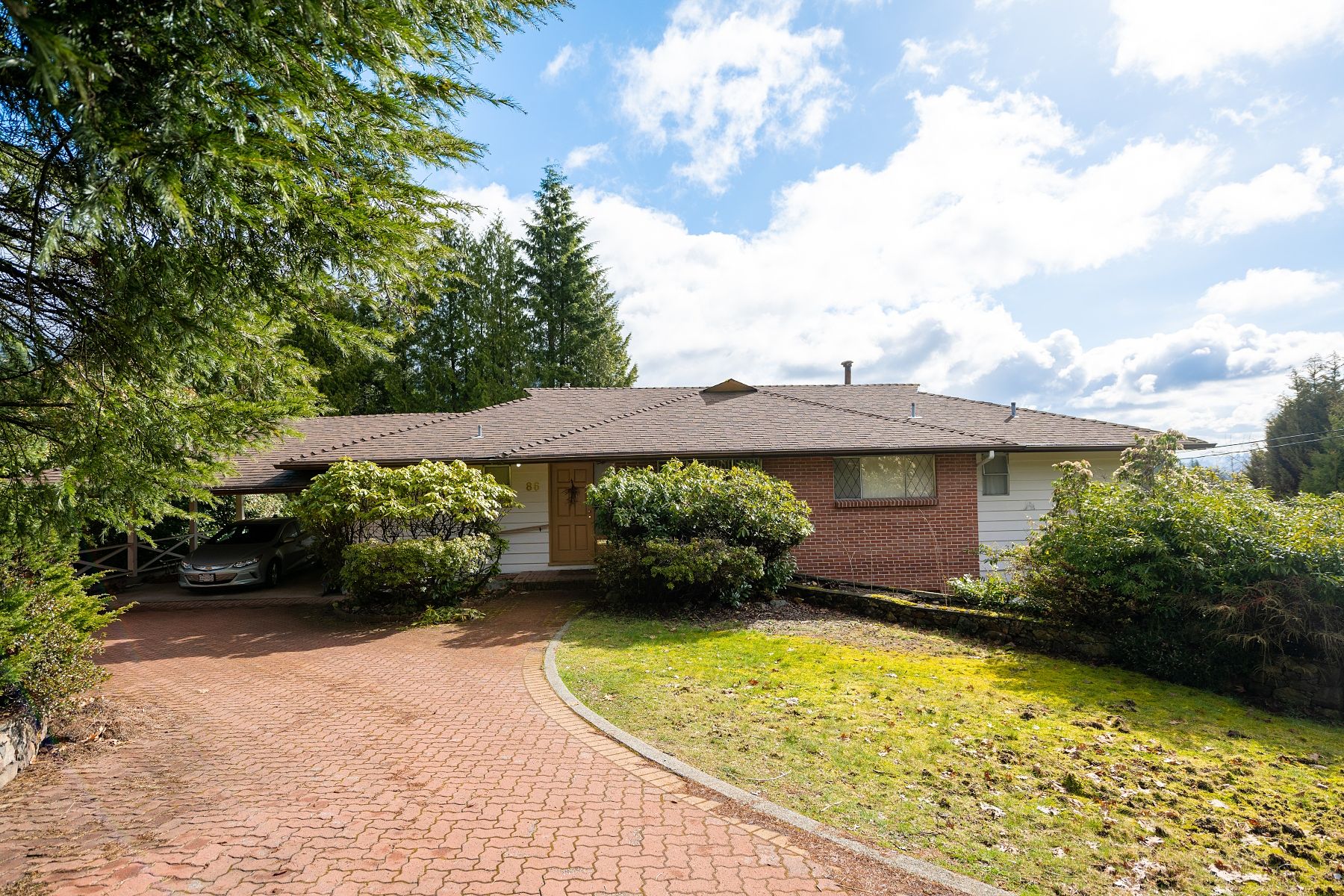 86 Bonnymuir Drive, West Vancouver, BC, V7S 1L2