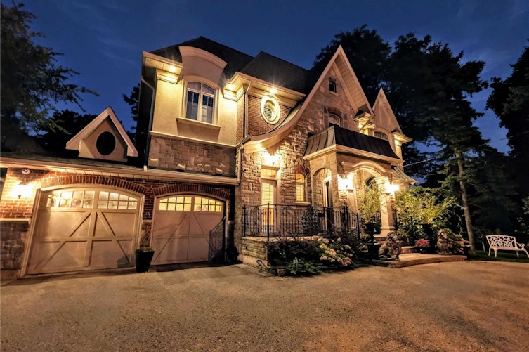 Top 3 Largest Homes in Vancouver and Toronto REW