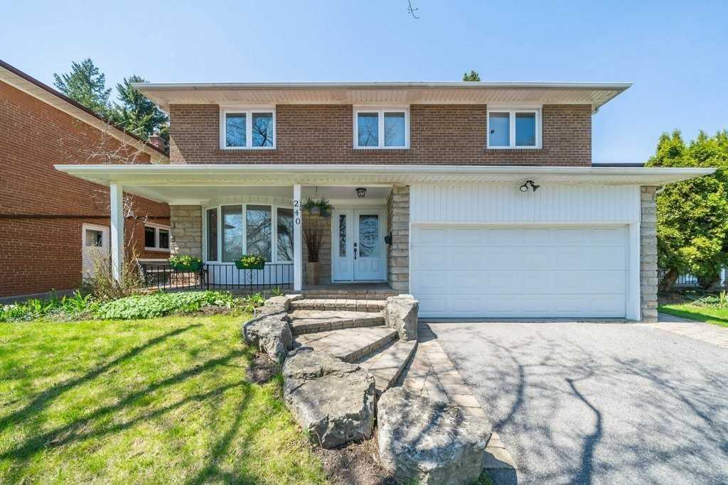 240 Maxome Ave  