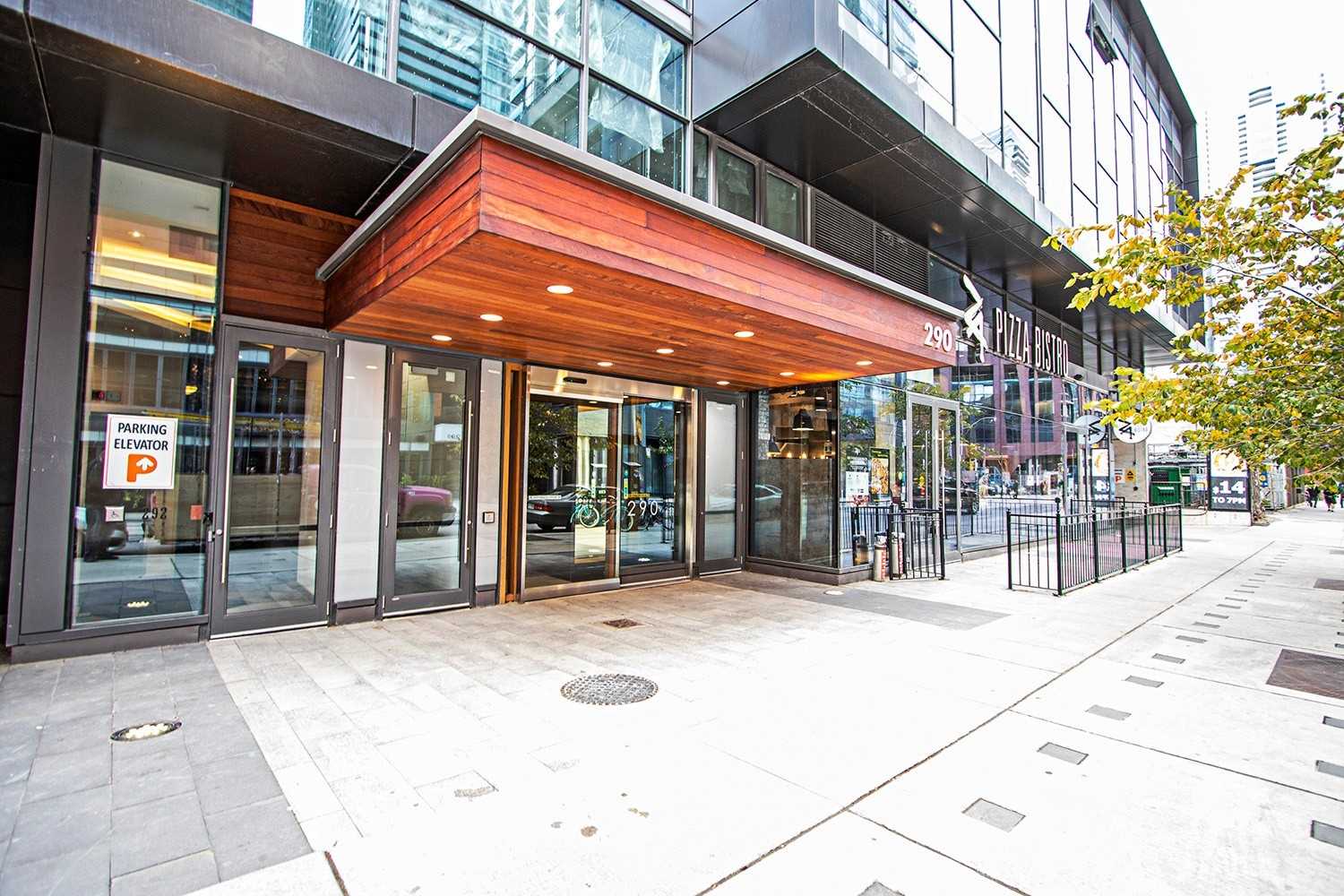 2204-290 W Adelaide St  