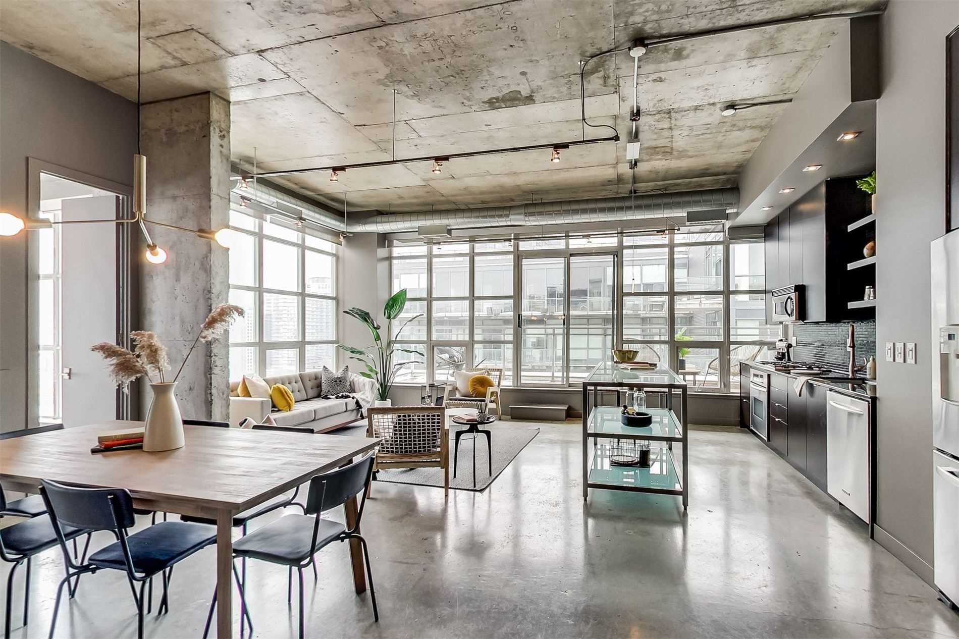 Ph1102-23 W Brant St  