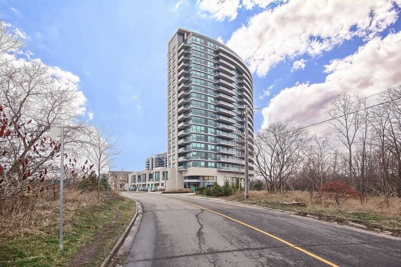 703-160 Vanderhoof Ave  