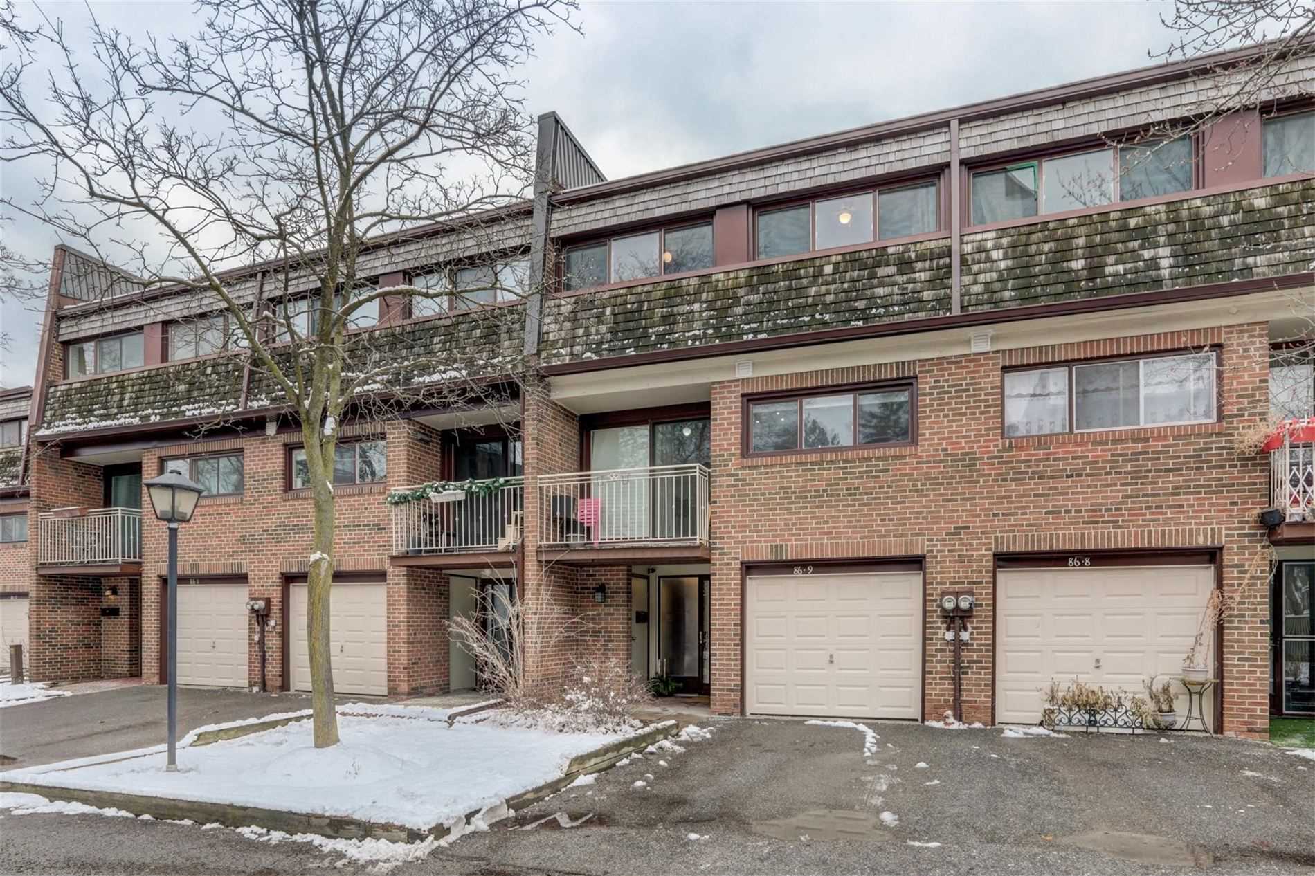 9-86 Castlebury Cres  