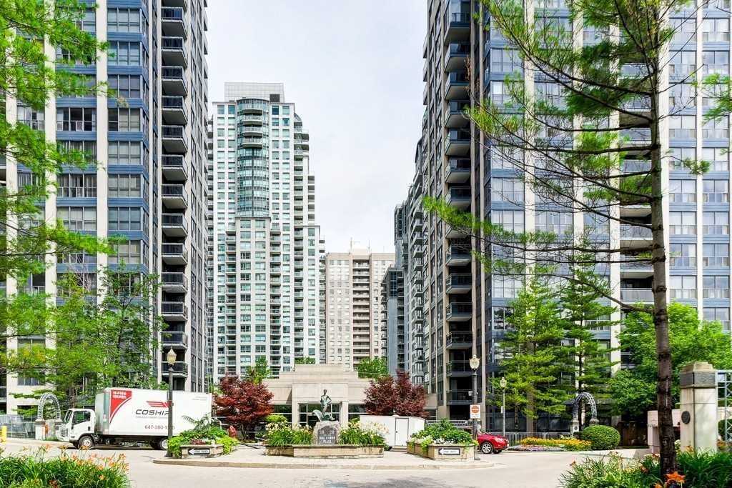 503-28 Hollywood Ave  