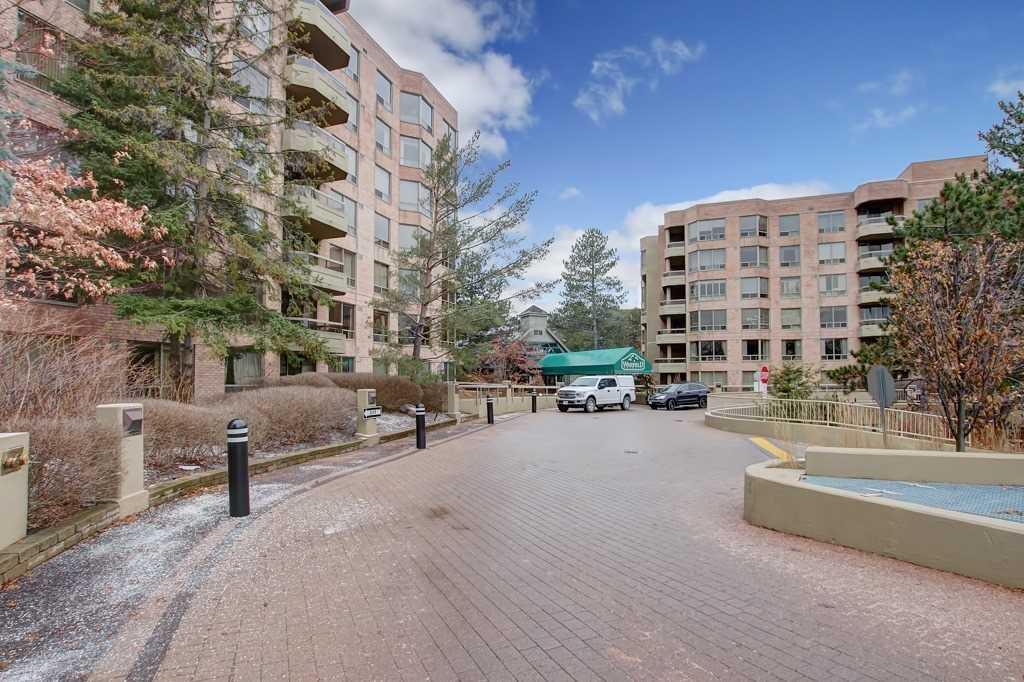 202-1200 Don Mills Rd  