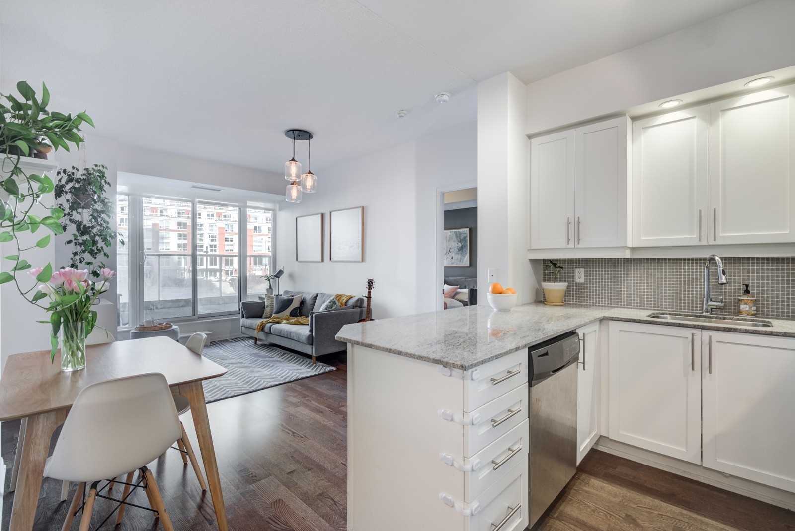 321-85 East Liberty St  