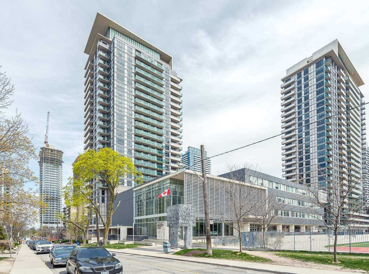 1005-25 Broadway Ave  