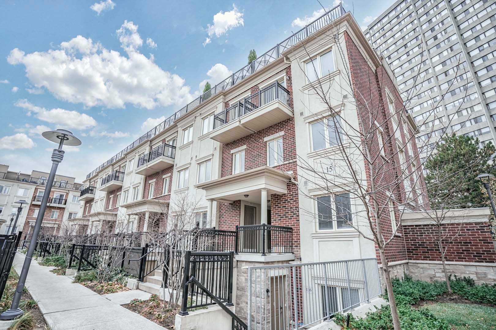 236 - 15 Coneflower Cres  