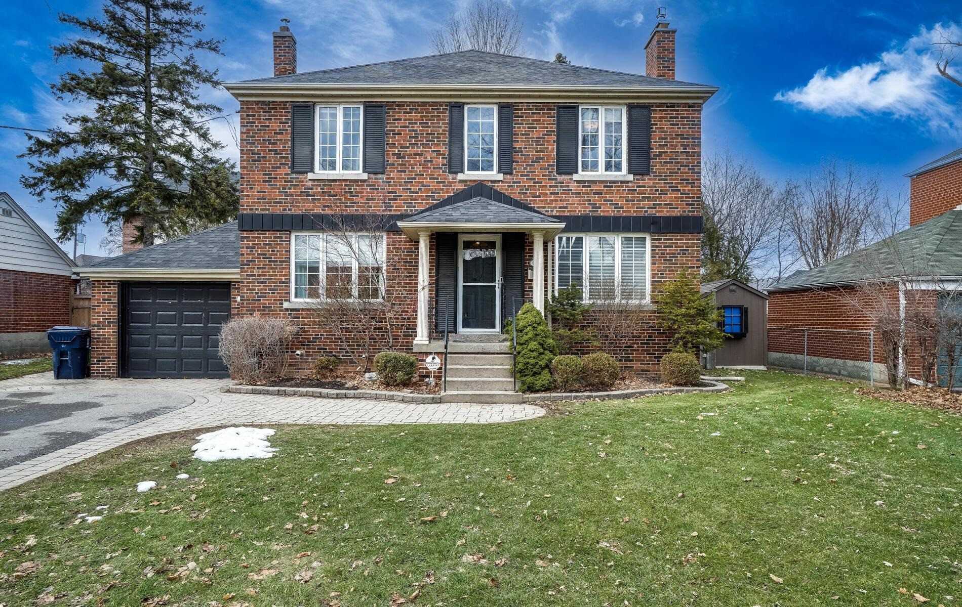 36 Bombay Avenue, Toronto, ON, M3H 1B7