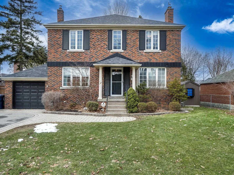36 Bombay Avenue, Toronto, ON, M3H 1B7
