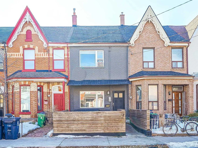 59 Robinson Street, Toronto, ON, M6J 1L4
