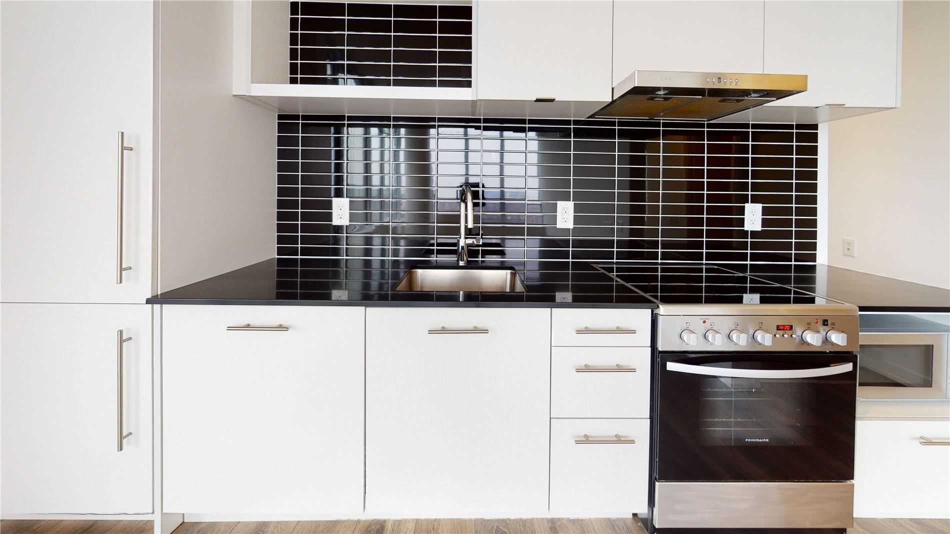 2610 - 365 Church St  