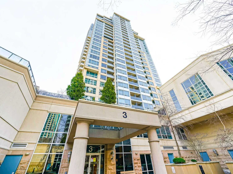 110-3 Rean Drive, Toronto, ON, M2K 3C2