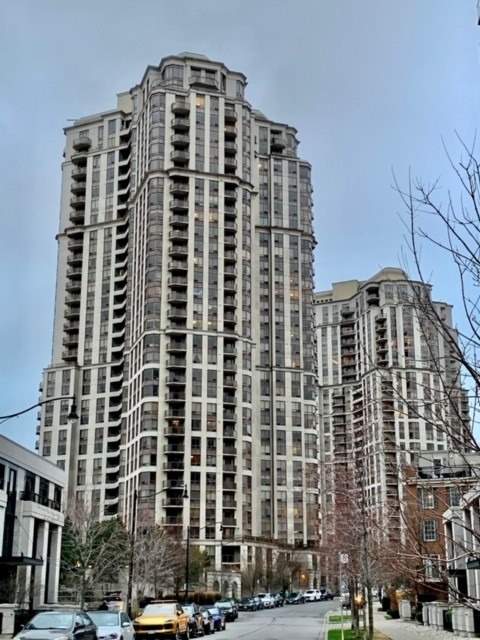 2728 - 80 Harrison Garden Blvd  