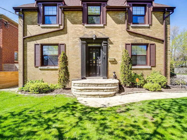 118 Armour Boulevard, Toronto, ON, M3H 1L9
