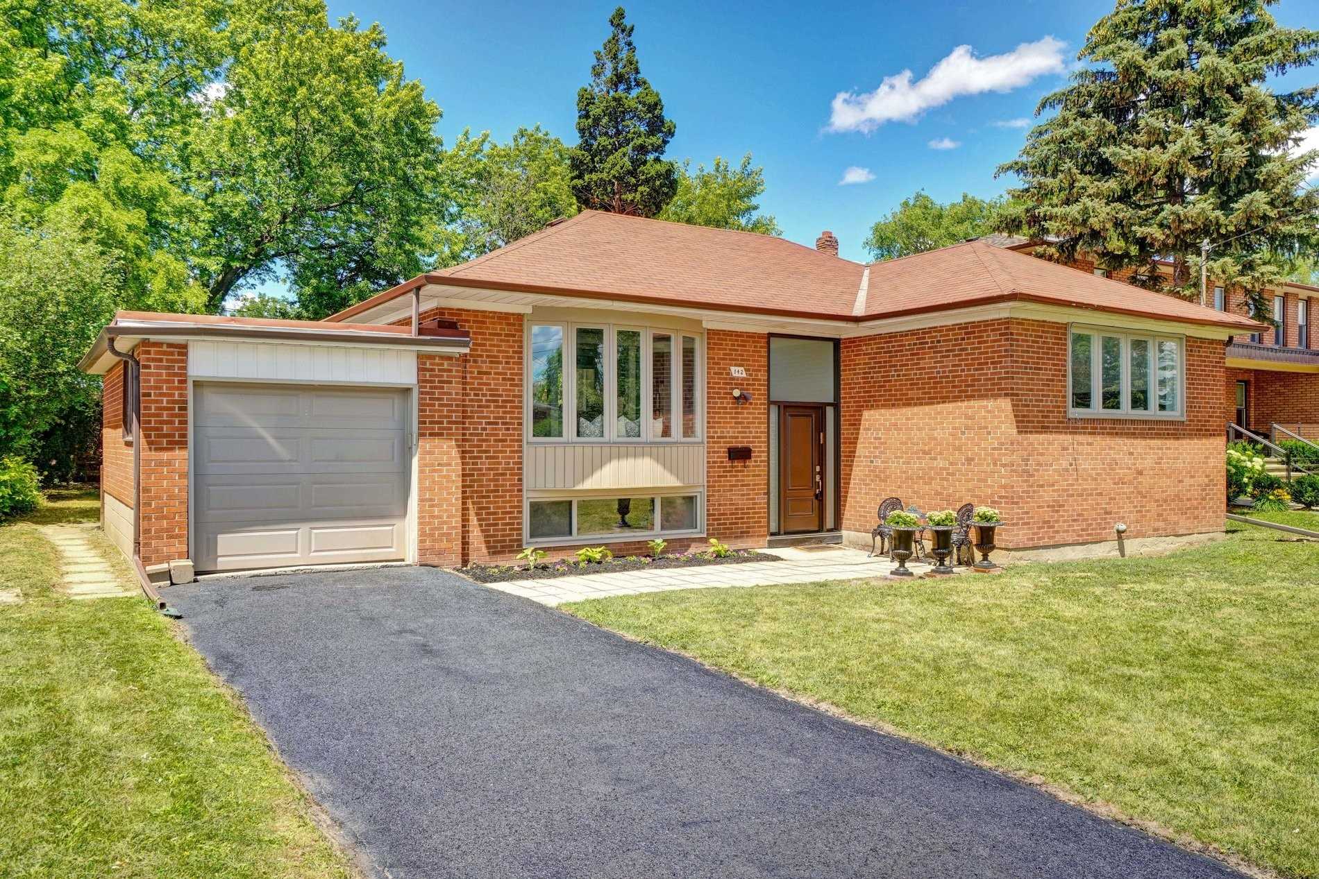 142 Waterloo Avenue, Toronto, ON, M3H 3Y8