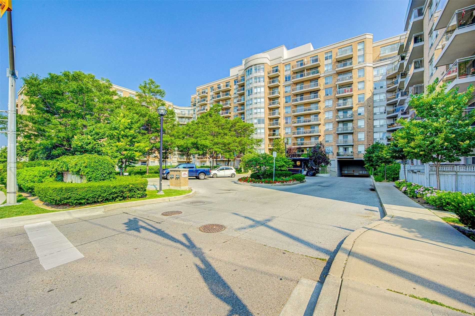 615-650 Lawrence Avenue W, Toronto, ON, M6A 3E8