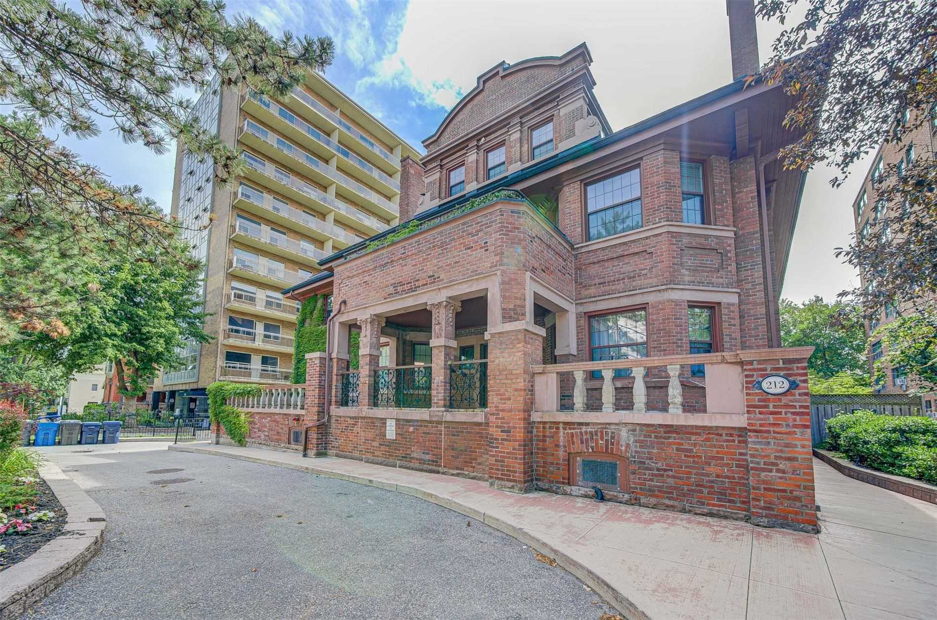 202-212 St George Street, Toronto, ON, M5R 2N5