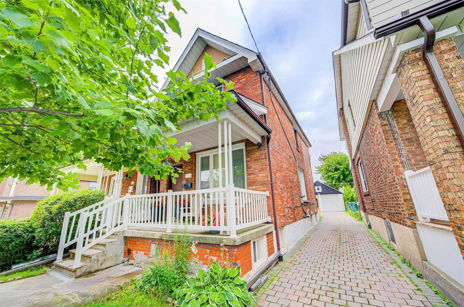 418 Westmount Avenue, Toronto, ON, M6E 3N5