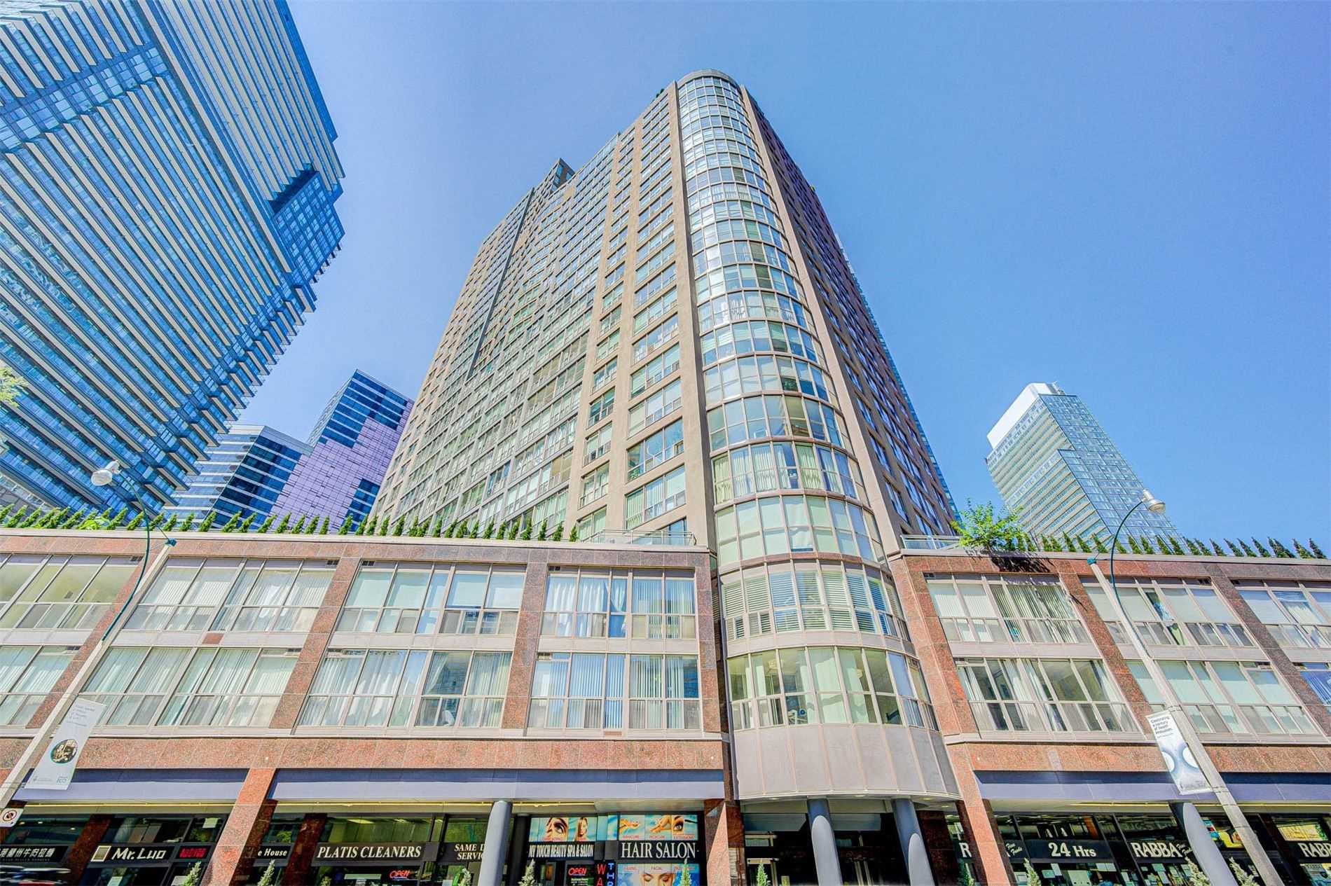 215-24 Wellesley Street W, Toronto, ON, M4Y 2X6