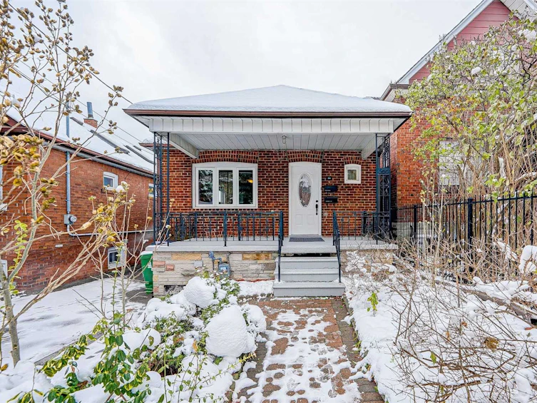 400 Glenholme Avenue, Toronto, ON, M6E 3E7