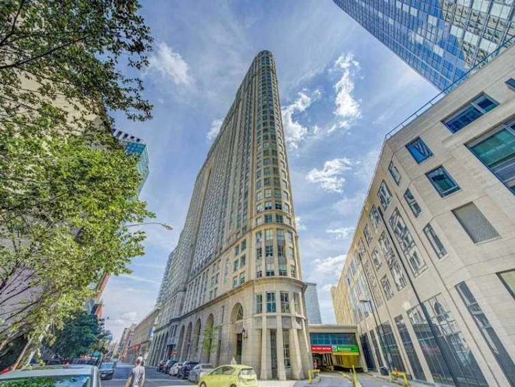 2301-25 The Esplanade, Toronto, ON, M5E 1W5