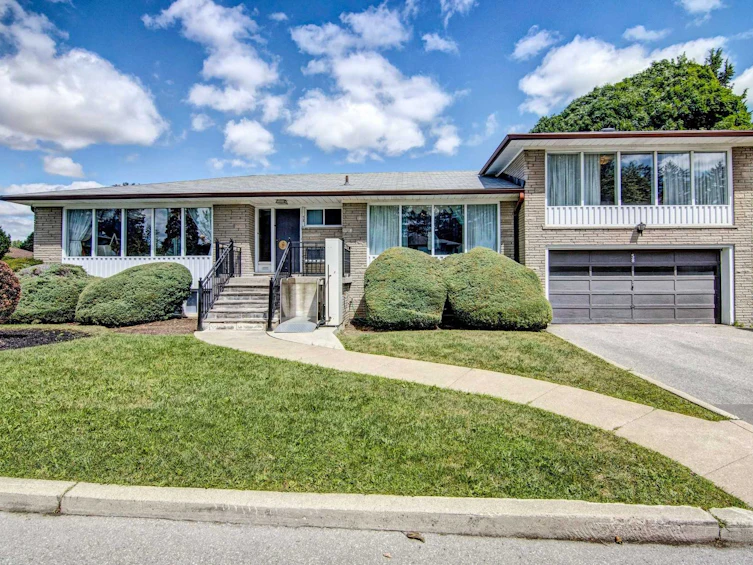 58 Palm Drive, Toronto, ON, M3H 2B7