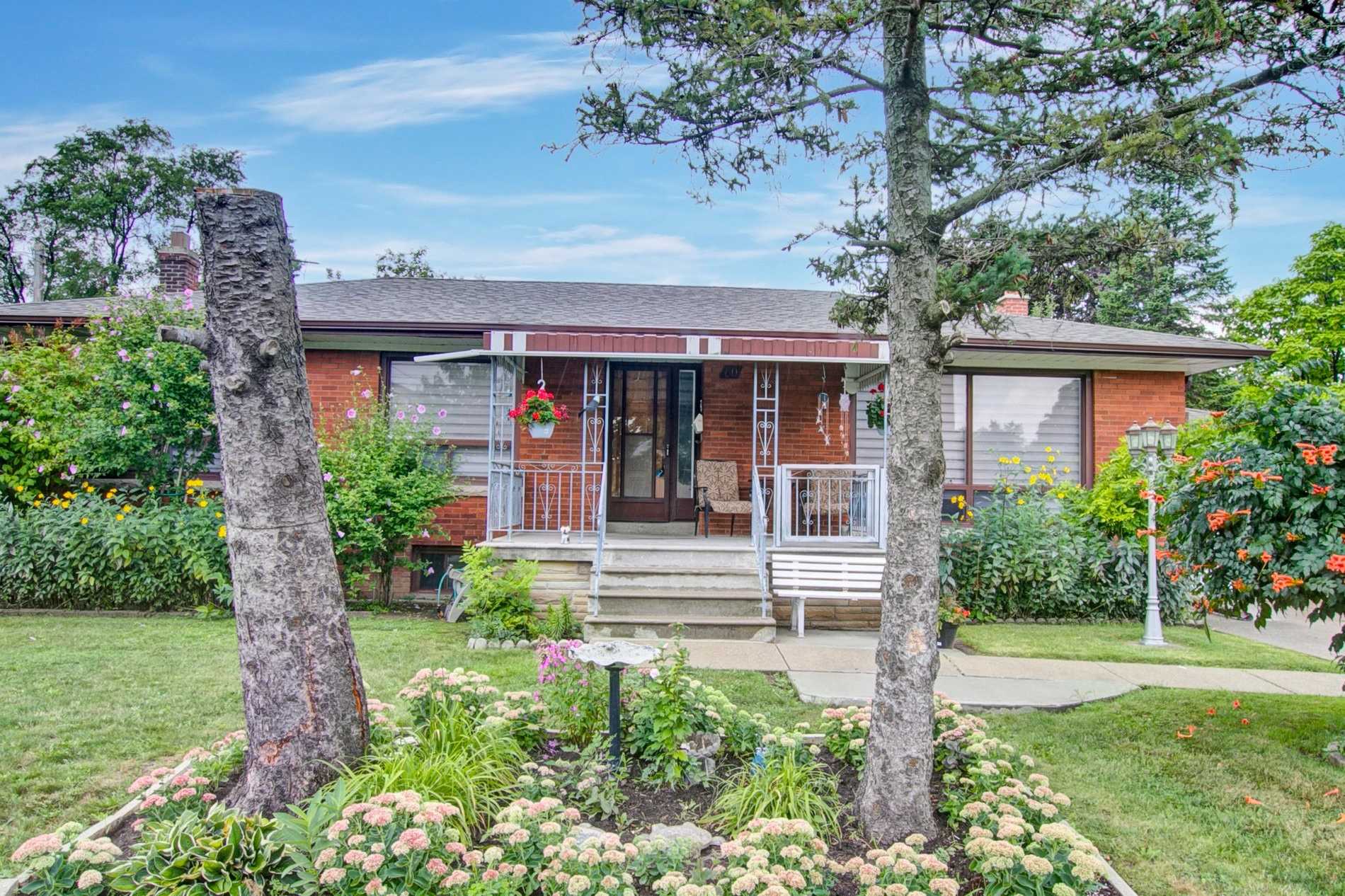 60 Faywood Boulevard, Toronto, ON, M3H 2X2