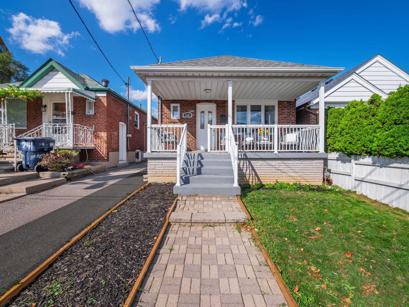 739 Vaughan Road, Toronto, ON, M6E 2Z2