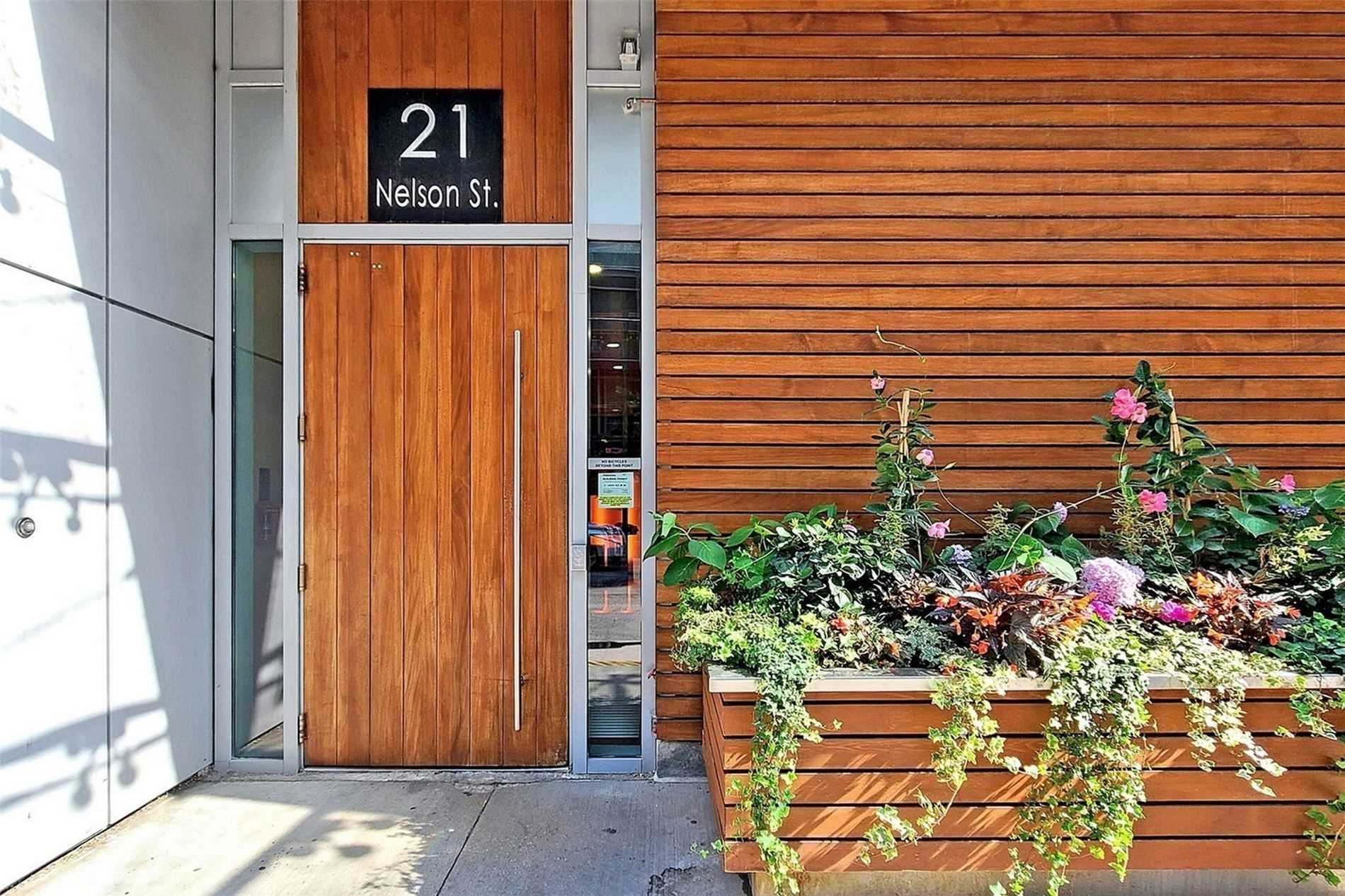 732-21 Nelson Street, Toronto, ON, M5V 1T8