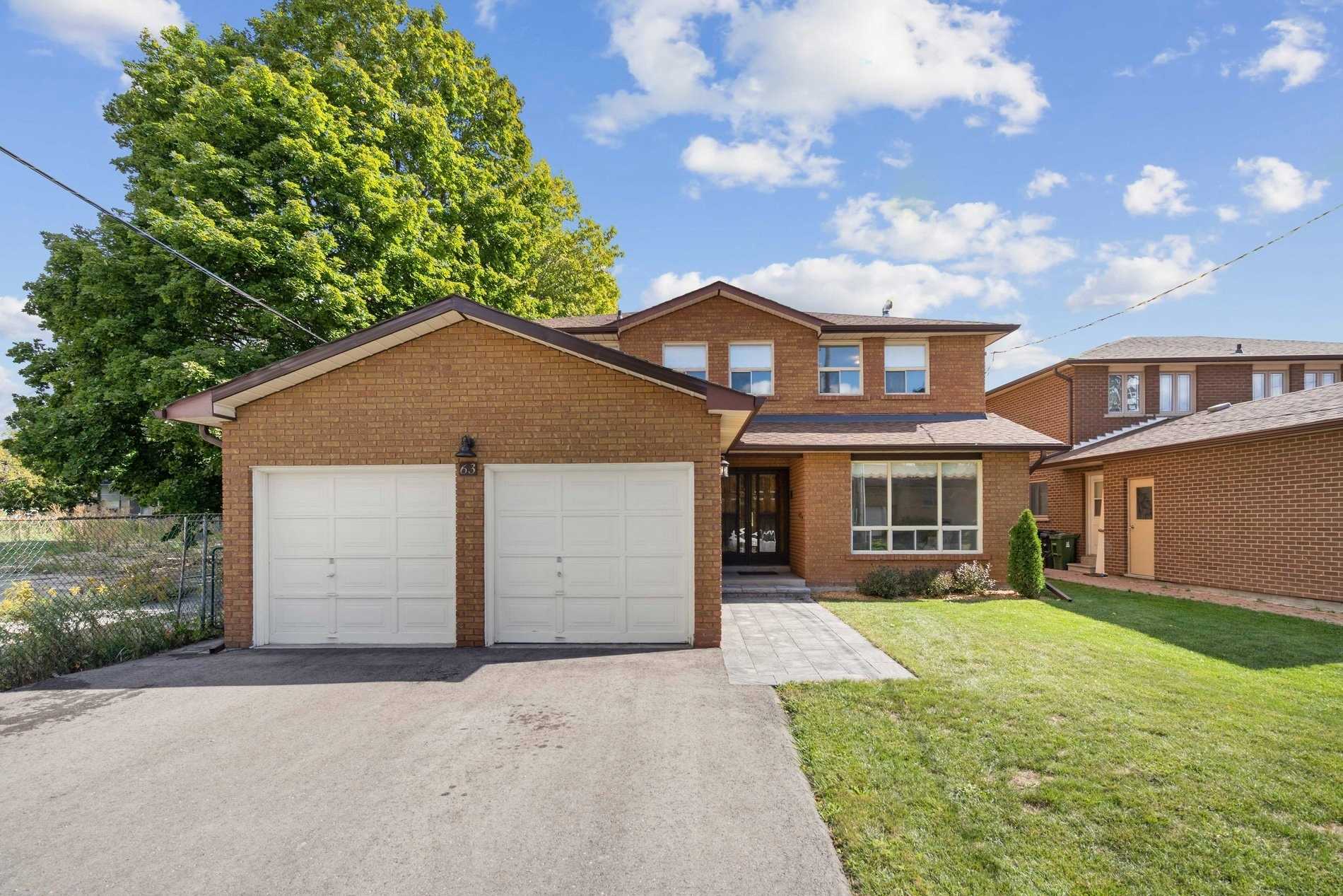 63 Harlock Boulevard, Toronto, ON, M3H 5Y1