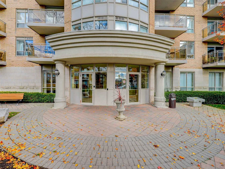 616-650 Lawrence Avenue W, Toronto, ON, M6A 3E8