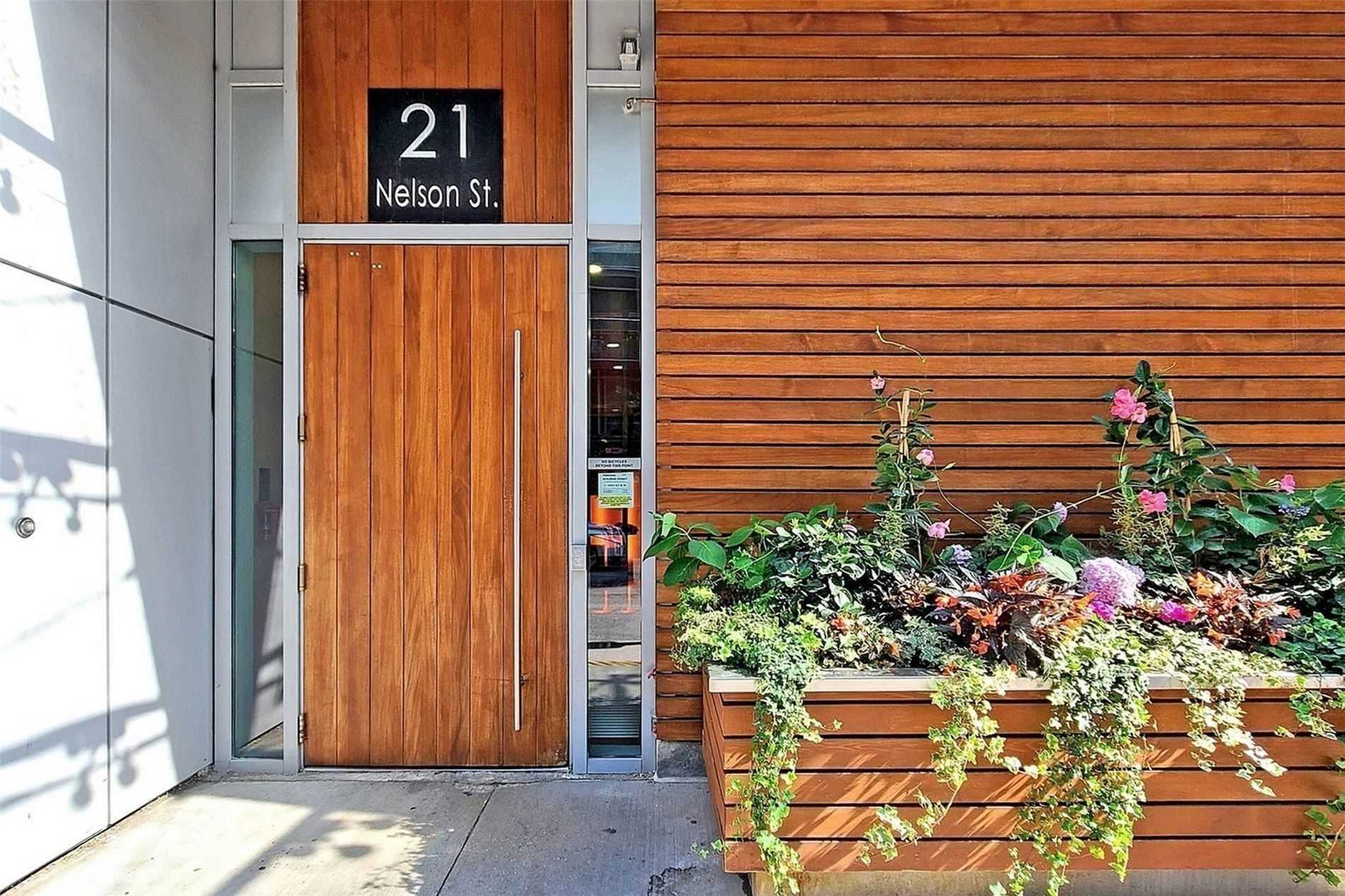 732-21 Nelson Street, Toronto, ON, M5V 1T8