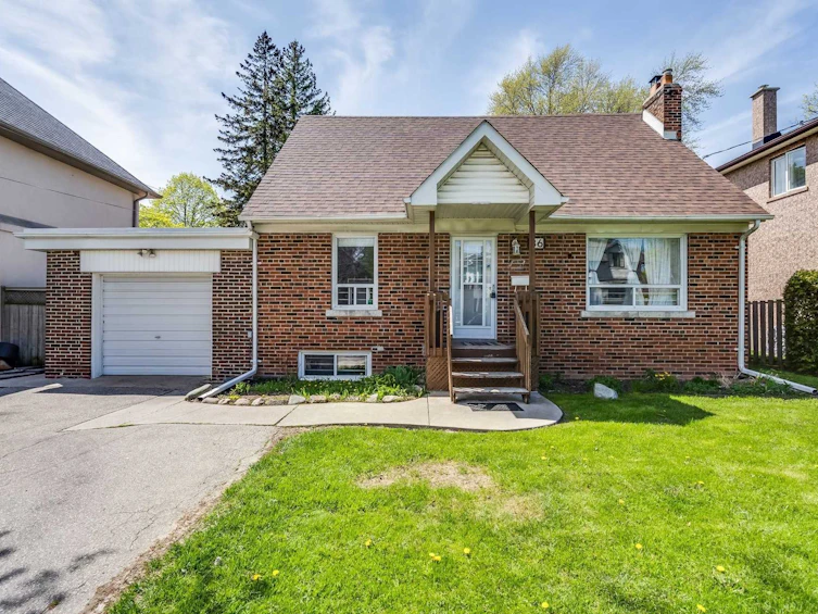 36 Silverton Avenue, Toronto, ON, M3H 3E6